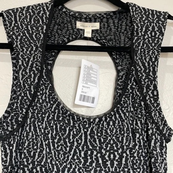 Urban Outfitters Silence + Noise black and white cut/out dress size small - Picture 2 of 8